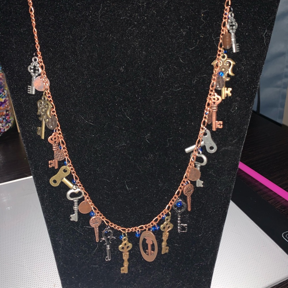 Gold gold chain keys !! Love the keys !!